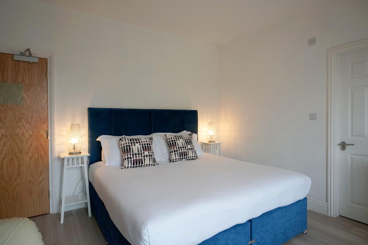 One Helena Road Serviced Apartments Southsea Exterior photo